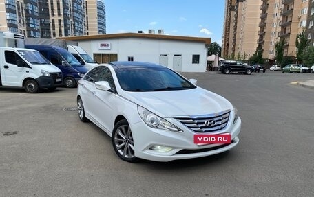 Hyundai Sonata VI, 2011 год, 1 250 000 рублей, 4 фотография