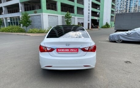 Hyundai Sonata VI, 2011 год, 1 250 000 рублей, 9 фотография