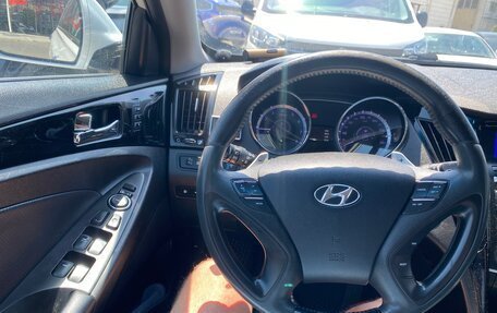 Hyundai Sonata VI, 2011 год, 1 250 000 рублей, 15 фотография