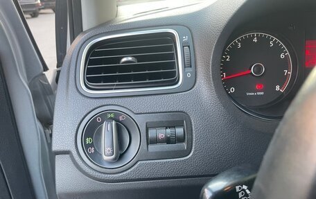 Volkswagen Polo VI (EU Market), 2012 год, 960 000 рублей, 19 фотография