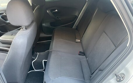 Volkswagen Polo VI (EU Market), 2012 год, 960 000 рублей, 23 фотография