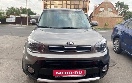 KIA Soul II рестайлинг, 2017 год, 1 550 000 рублей, 2 фотография