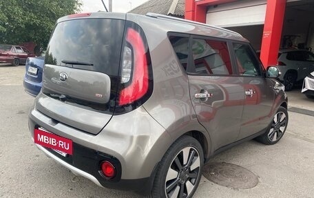 KIA Soul II рестайлинг, 2017 год, 1 550 000 рублей, 5 фотография