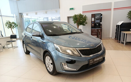 KIA Rio III рестайлинг, 2013 год, 895 000 рублей, 3 фотография
