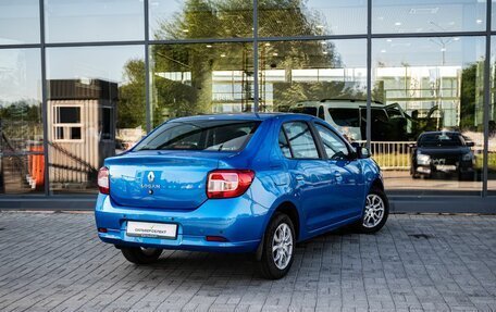 Renault Logan II, 2017 год, 750 000 рублей, 2 фотография