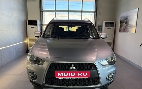 Mitsubishi Outlander III рестайлинг 3, 2010 год, 950 000 рублей, 2 фотография