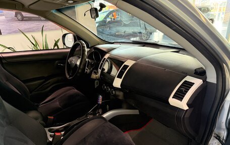 Mitsubishi Outlander III рестайлинг 3, 2010 год, 950 000 рублей, 8 фотография