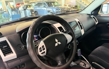 Mitsubishi Outlander III рестайлинг 3, 2010 год, 950 000 рублей, 9 фотография