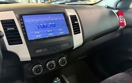 Mitsubishi Outlander III рестайлинг 3, 2010 год, 950 000 рублей, 10 фотография