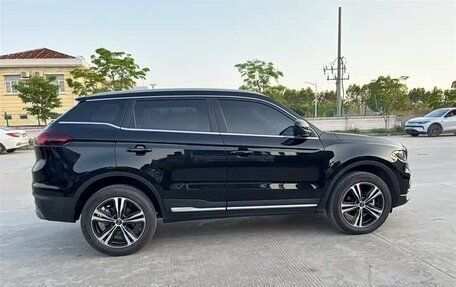 Geely Atlas I, 2022 год, 1 500 000 рублей, 4 фотография