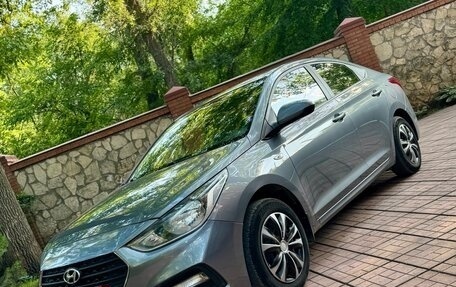 Hyundai Solaris II рестайлинг, 2019 год, 1 320 000 рублей, 3 фотография
