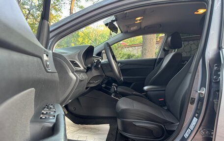 Hyundai Solaris II рестайлинг, 2019 год, 1 320 000 рублей, 19 фотография