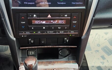 Toyota Camry, 2017 год, 2 350 000 рублей, 4 фотография