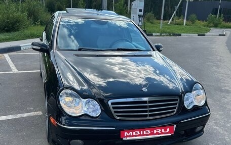 Mercedes-Benz C-Класс, 2006 год, 999 000 рублей, 2 фотография