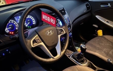 Hyundai Solaris II рестайлинг, 2012 год, 700 000 рублей, 8 фотография