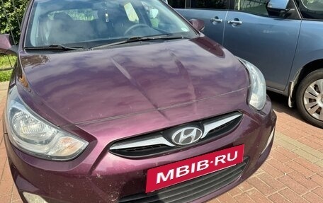 Hyundai Solaris II рестайлинг, 2012 год, 700 000 рублей, 7 фотография