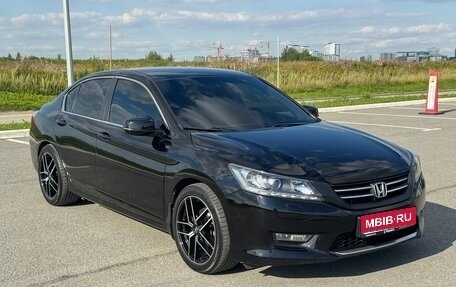Honda Accord IX рестайлинг, 2013 год, 1 300 000 рублей, 1 фотография