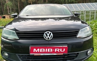 Volkswagen Jetta VI, 2013 год, 1 000 000 рублей, 1 фотография