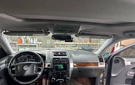 Volkswagen Touareg III, 2004 год, 850 000 рублей, 13 фотография