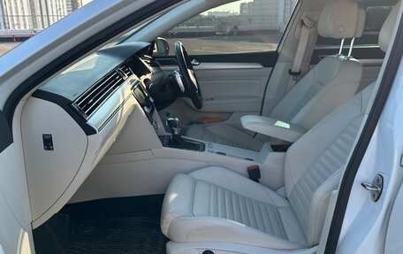 Volkswagen Passat B8 рестайлинг, 2016 год, 1 990 000 рублей, 12 фотография