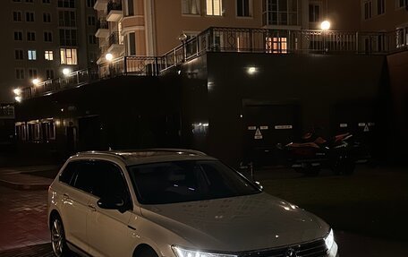 Volkswagen Passat B8 рестайлинг, 2016 год, 1 990 000 рублей, 19 фотография