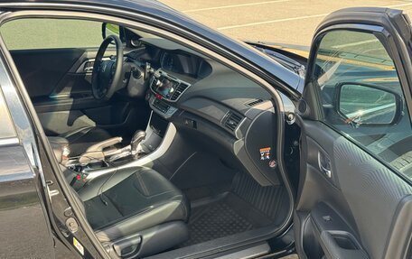 Honda Accord IX рестайлинг, 2013 год, 1 300 000 рублей, 11 фотография