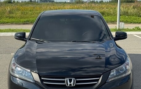 Honda Accord IX рестайлинг, 2013 год, 1 300 000 рублей, 8 фотография