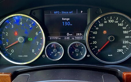 Volkswagen Touareg III, 2007 год, 1 050 000 рублей, 11 фотография