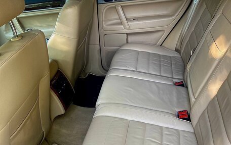 Volkswagen Touareg III, 2007 год, 1 050 000 рублей, 20 фотография