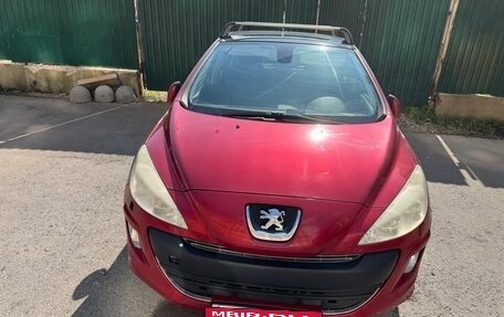 Peugeot 308 II, 2011 год, 350 000 рублей, 2 фотография