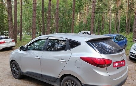 Hyundai ix35 I рестайлинг, 2014 год, 1 055 000 рублей, 3 фотография