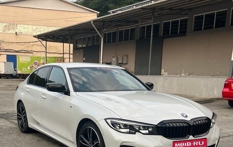 BMW 3 серия, 2019 год, 3 990 000 рублей, 2 фотография