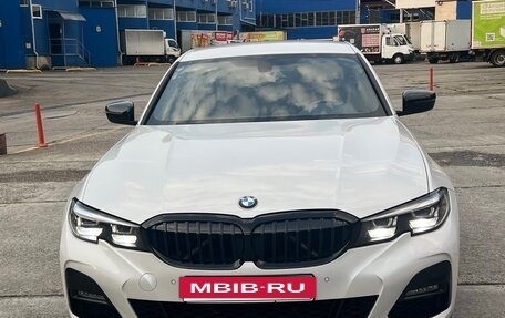 BMW 3 серия, 2019 год, 3 990 000 рублей, 7 фотография
