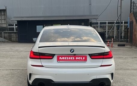 BMW 3 серия, 2019 год, 3 990 000 рублей, 5 фотография