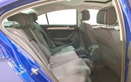 Volkswagen Passat B8 рестайлинг, 2021 год, 1 980 000 рублей, 9 фотография