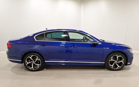 Volkswagen Passat B8 рестайлинг, 2021 год, 1 980 000 рублей, 19 фотография