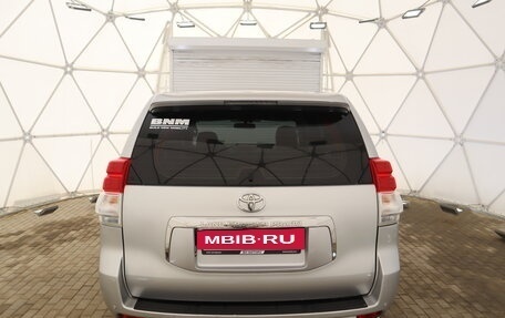 Toyota Land Cruiser Prado 150 рестайлинг 2, 2011 год, 2 590 000 рублей, 4 фотография