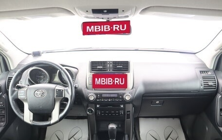 Toyota Land Cruiser Prado 150 рестайлинг 2, 2011 год, 2 590 000 рублей, 14 фотография