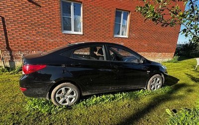 Hyundai Solaris II рестайлинг, 2012 год, 650 000 рублей, 1 фотография