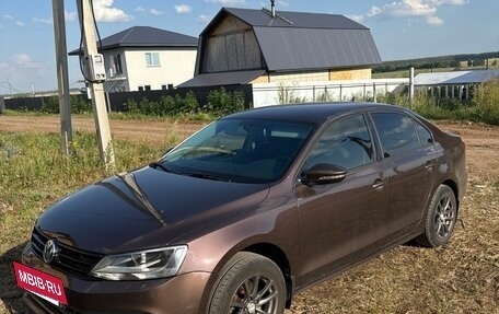 Volkswagen Jetta VI, 2015 год, 999 999 рублей, 2 фотография