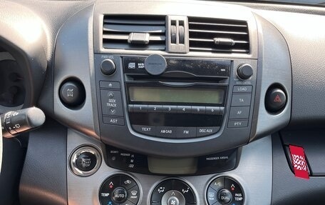 Toyota RAV4, 2009 год, 1 390 000 рублей, 8 фотография