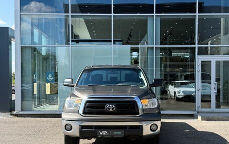 Toyota Tundra II, 2011 год, 2 915 000 рублей, 2 фотография