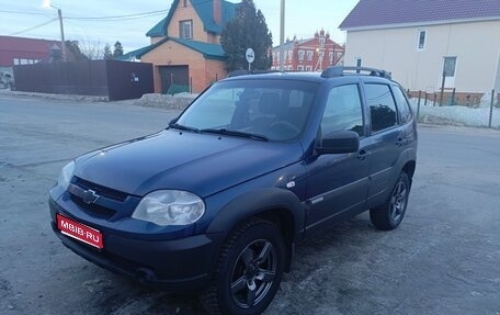 Chevrolet Niva I рестайлинг, 2017 год, 740 000 рублей, 1 фотография