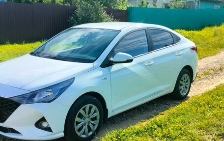 Hyundai Solaris II рестайлинг, 2020 год, 2 150 000 рублей, 1 фотография