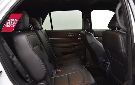Ford Explorer VI, 2018 год, 2 750 000 рублей, 23 фотография