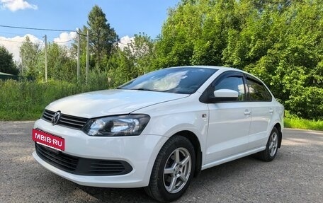 Volkswagen Polo VI (EU Market), 2015 год, 1 140 000 рублей, 2 фотография