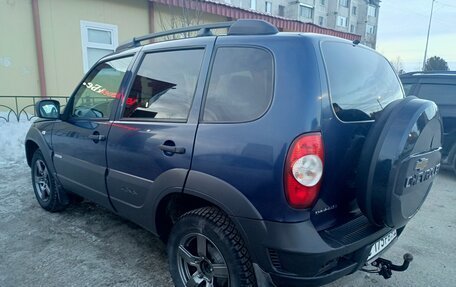 Chevrolet Niva I рестайлинг, 2017 год, 740 000 рублей, 6 фотография