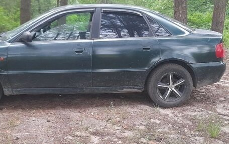 Audi A4, 1996 год, 250 000 рублей, 4 фотография