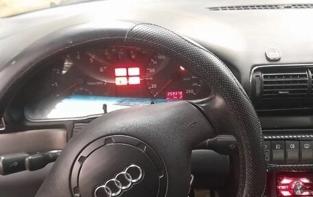 Audi A4, 1996 год, 250 000 рублей, 11 фотография