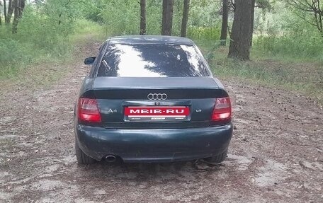 Audi A4, 1996 год, 250 000 рублей, 3 фотография